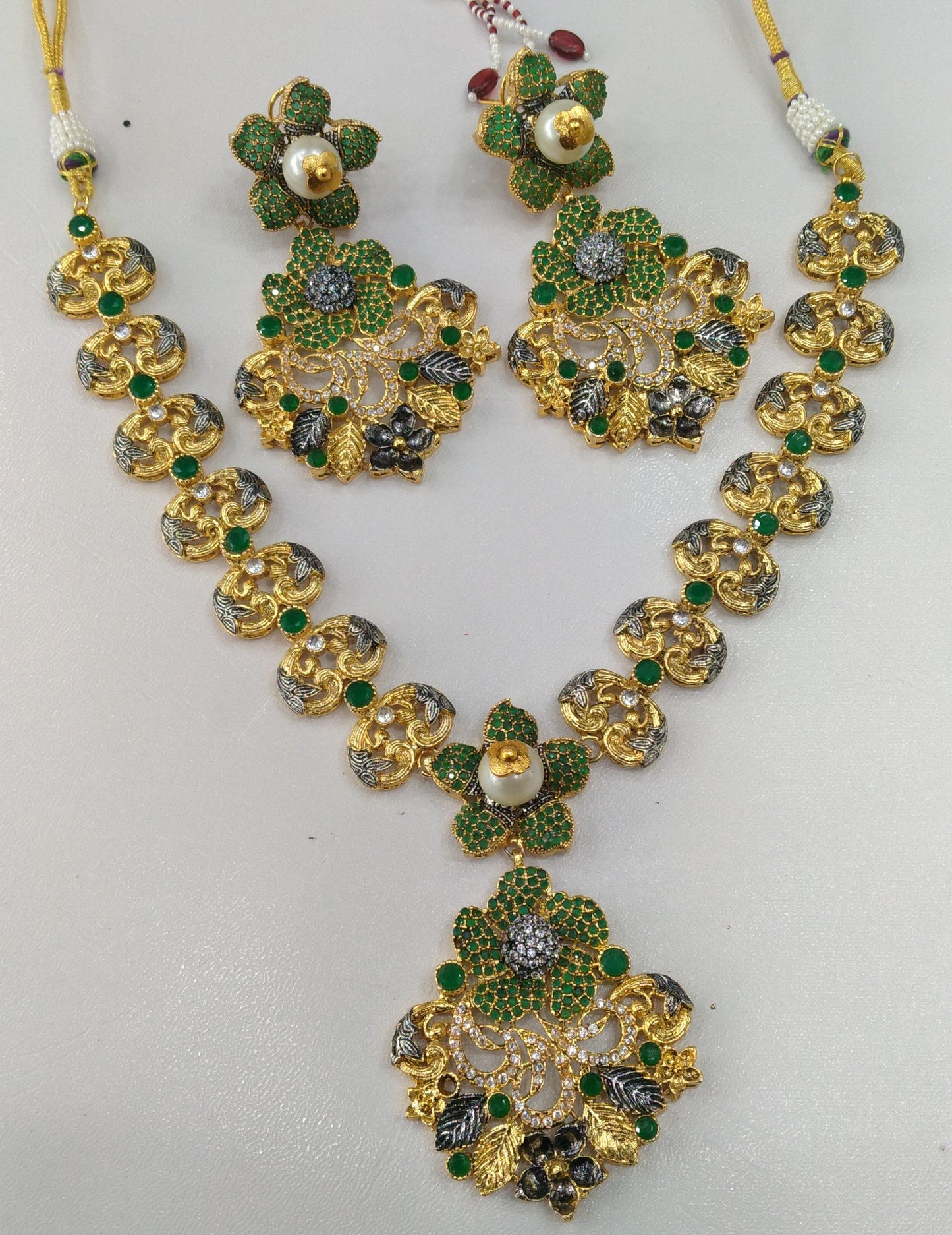 Modern necklace set 2