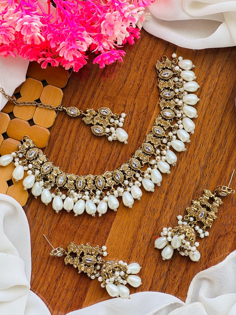 Necklace sets