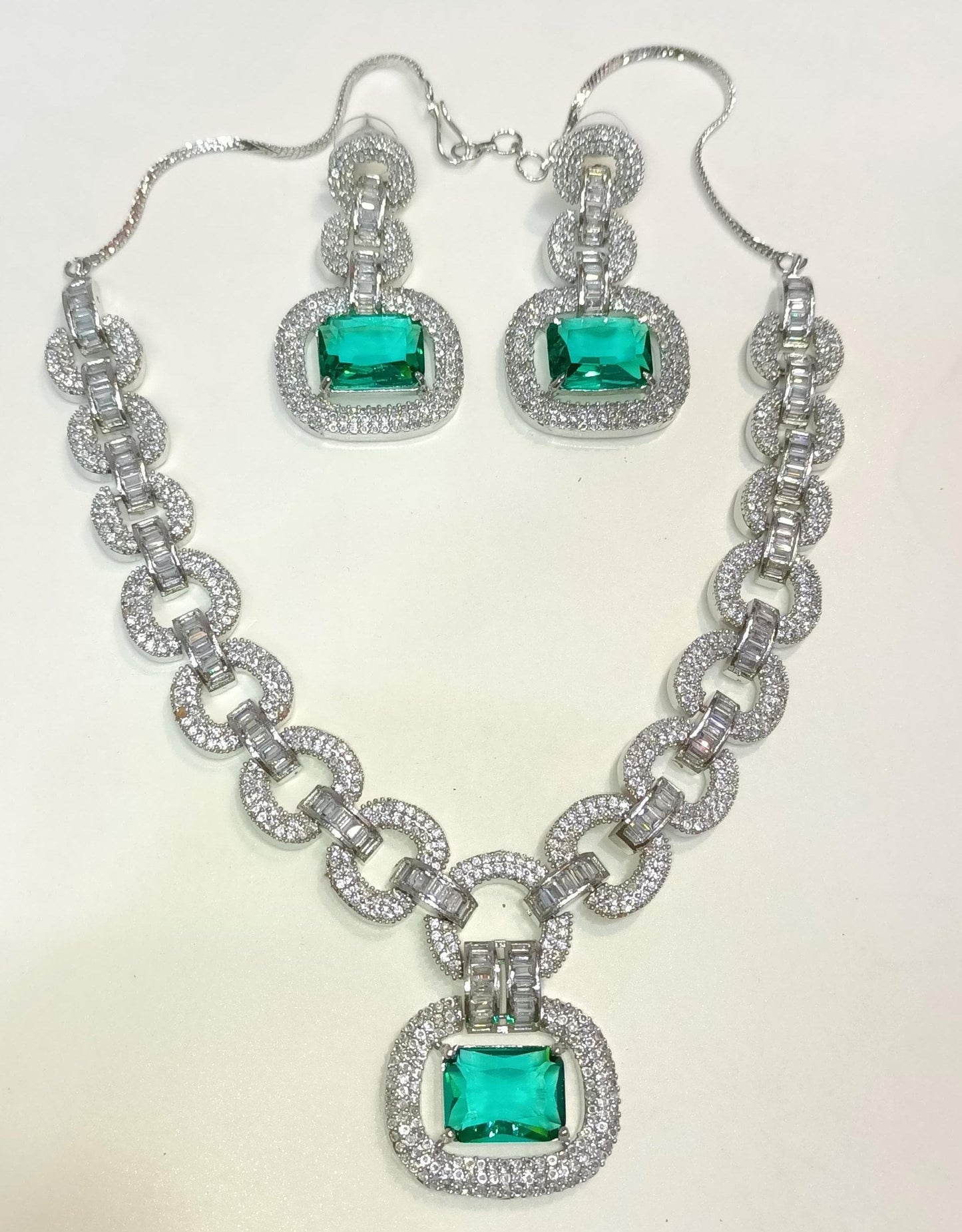 *American Zircon Diamond Necklace Sets*