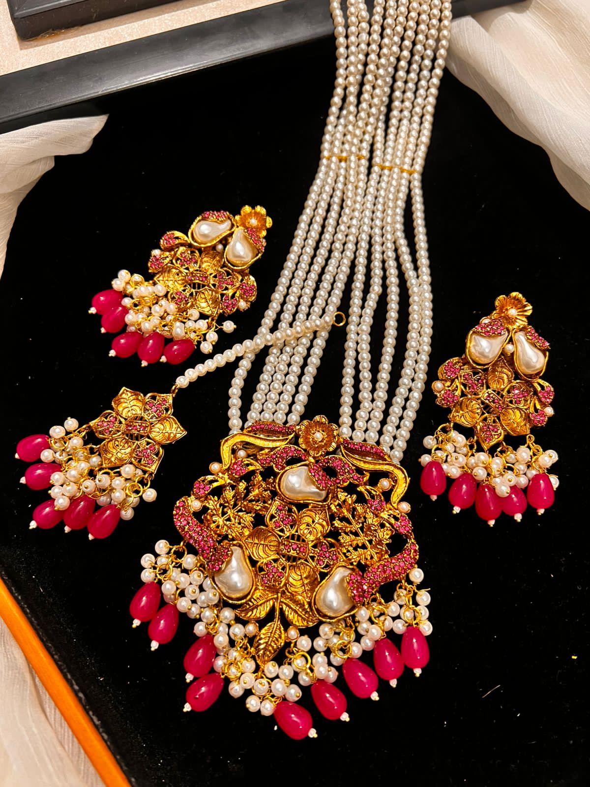 Mala sets