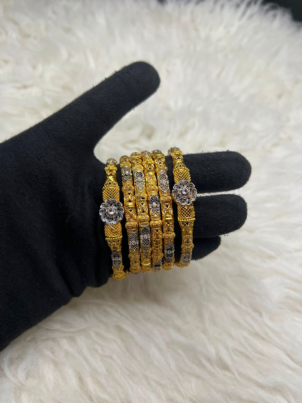 Fine Quality Real Stones Bangle