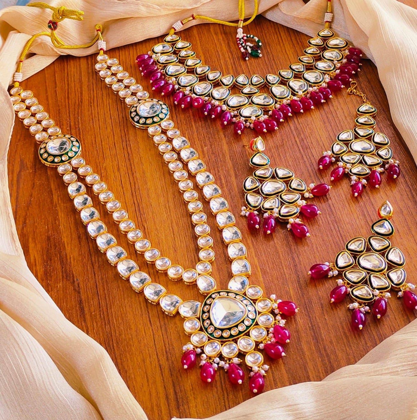 Indian dabbi Kundan Mala set