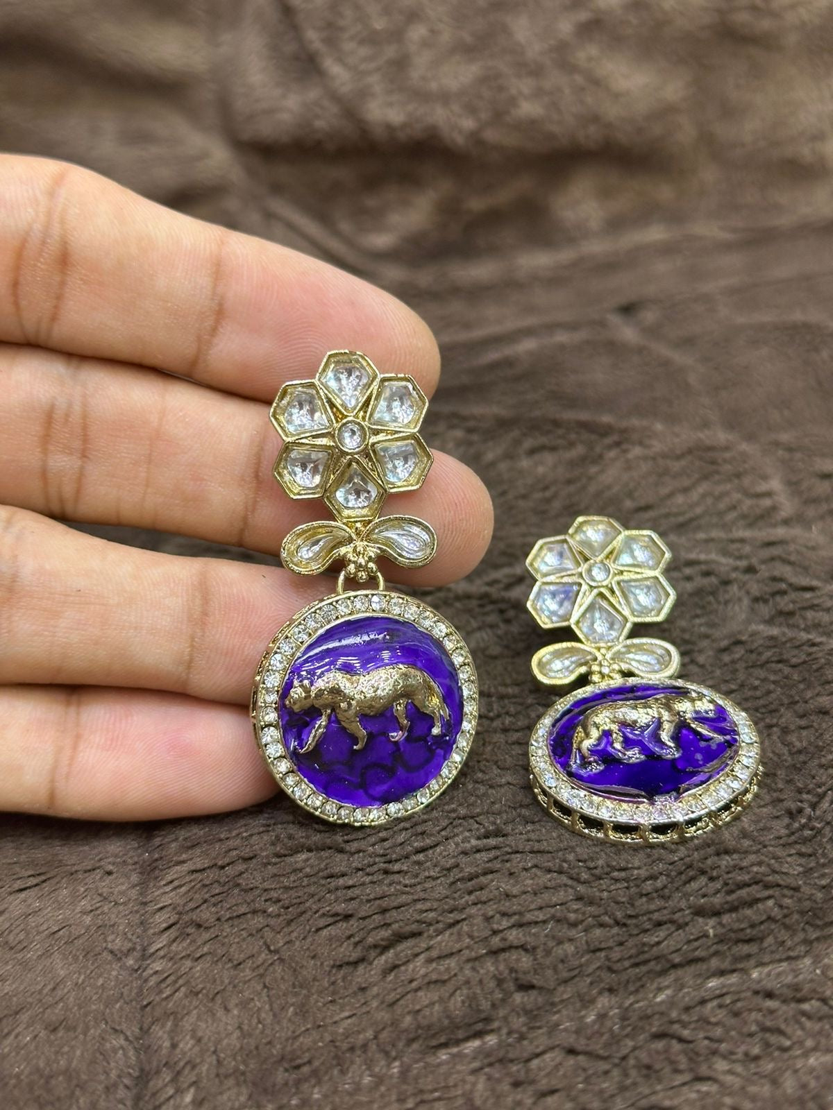 *Stylish Earrings*