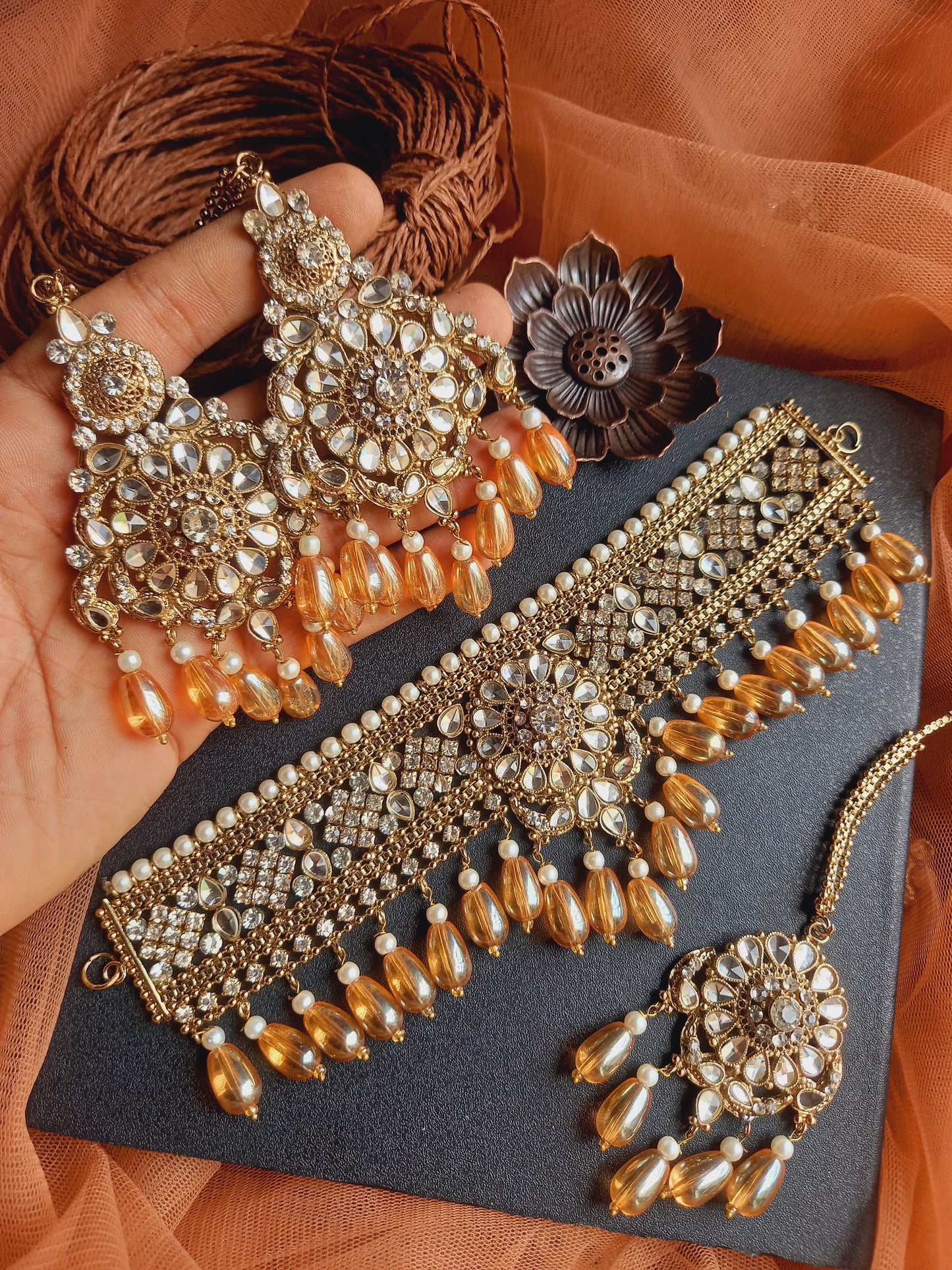 Kundan choker set
