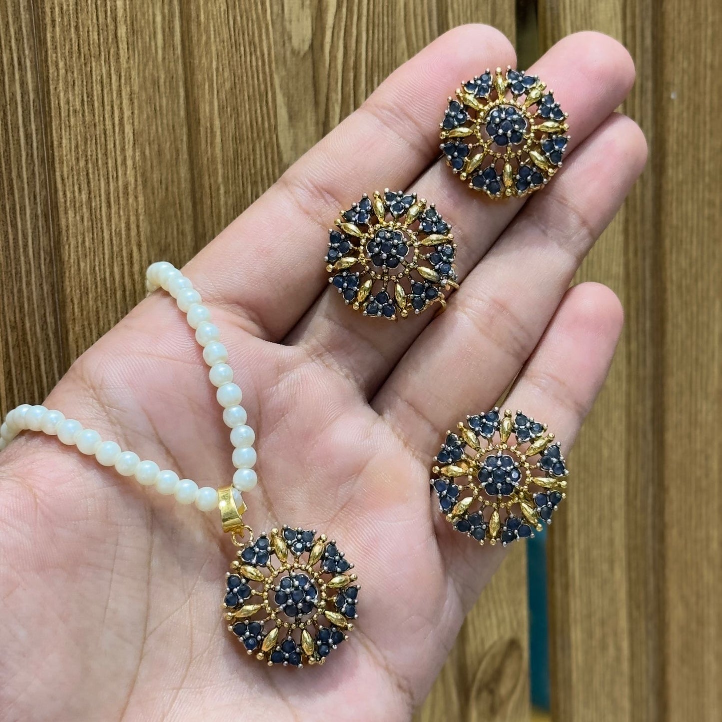 Pendant kit set
