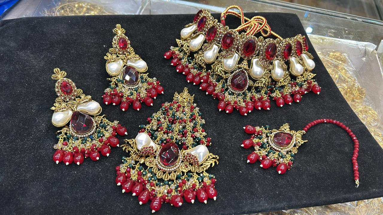 Bridal Collor set