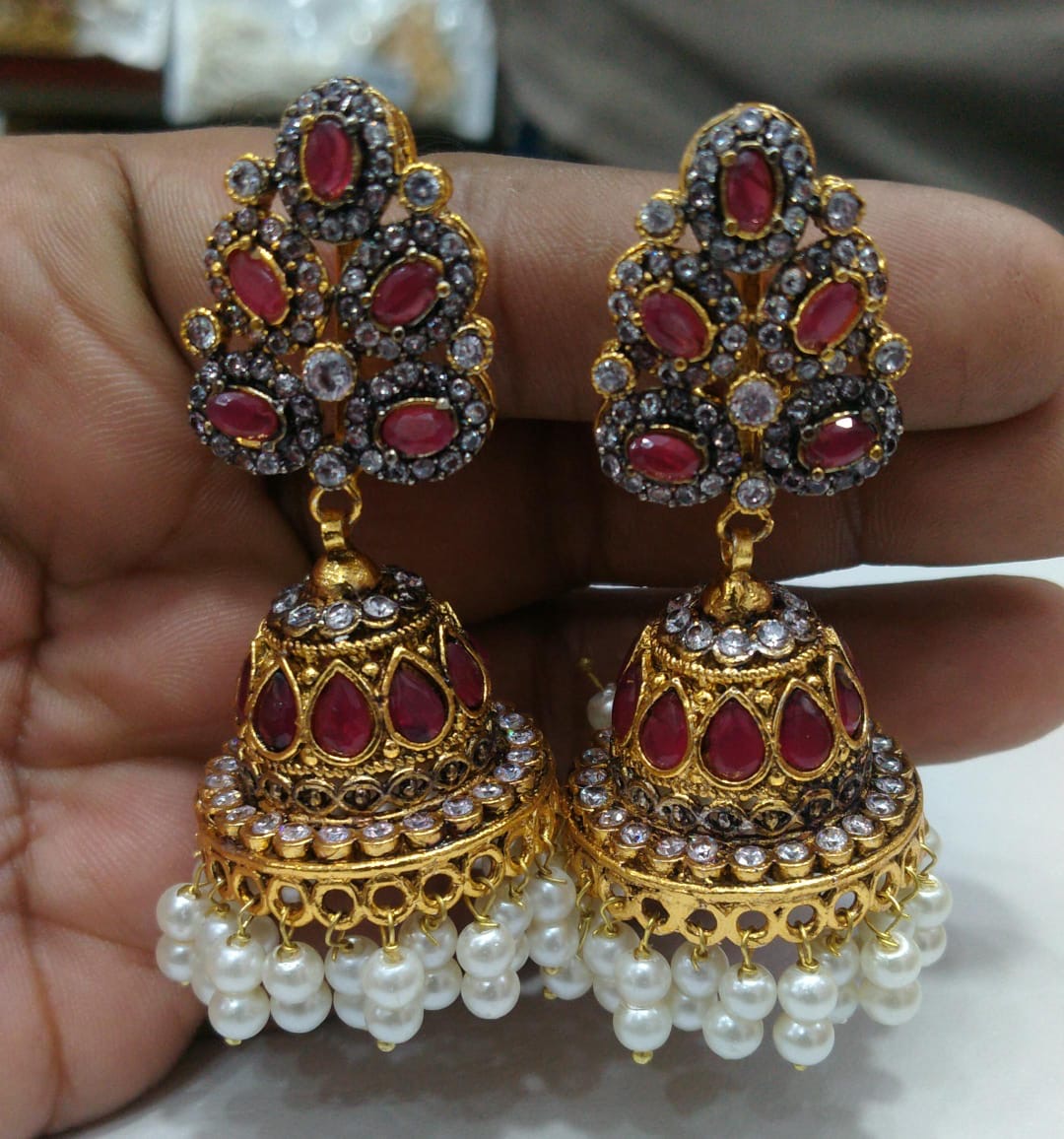 Jhumkasss
