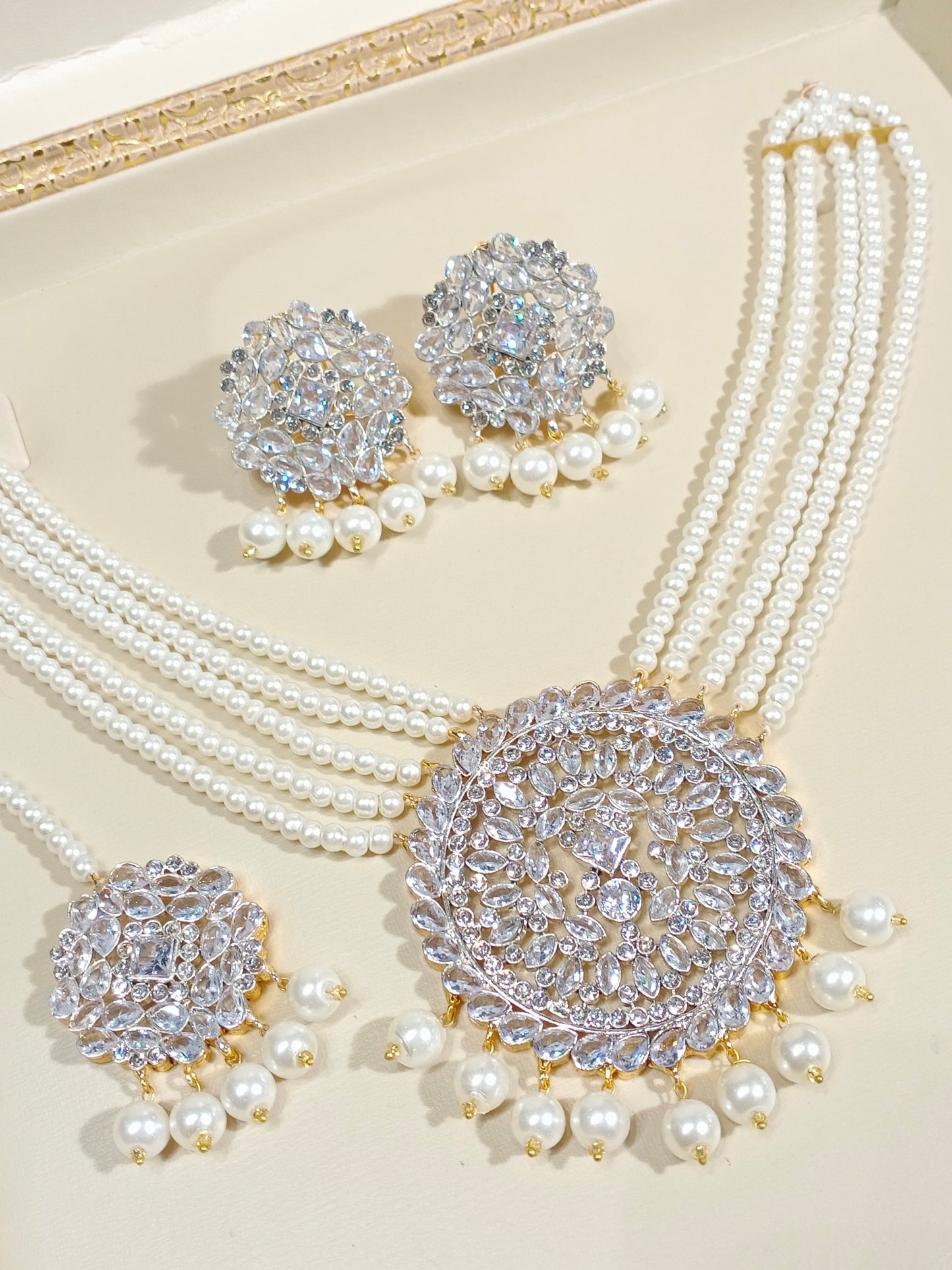 *Pendant Mala Sets with Bindiya*