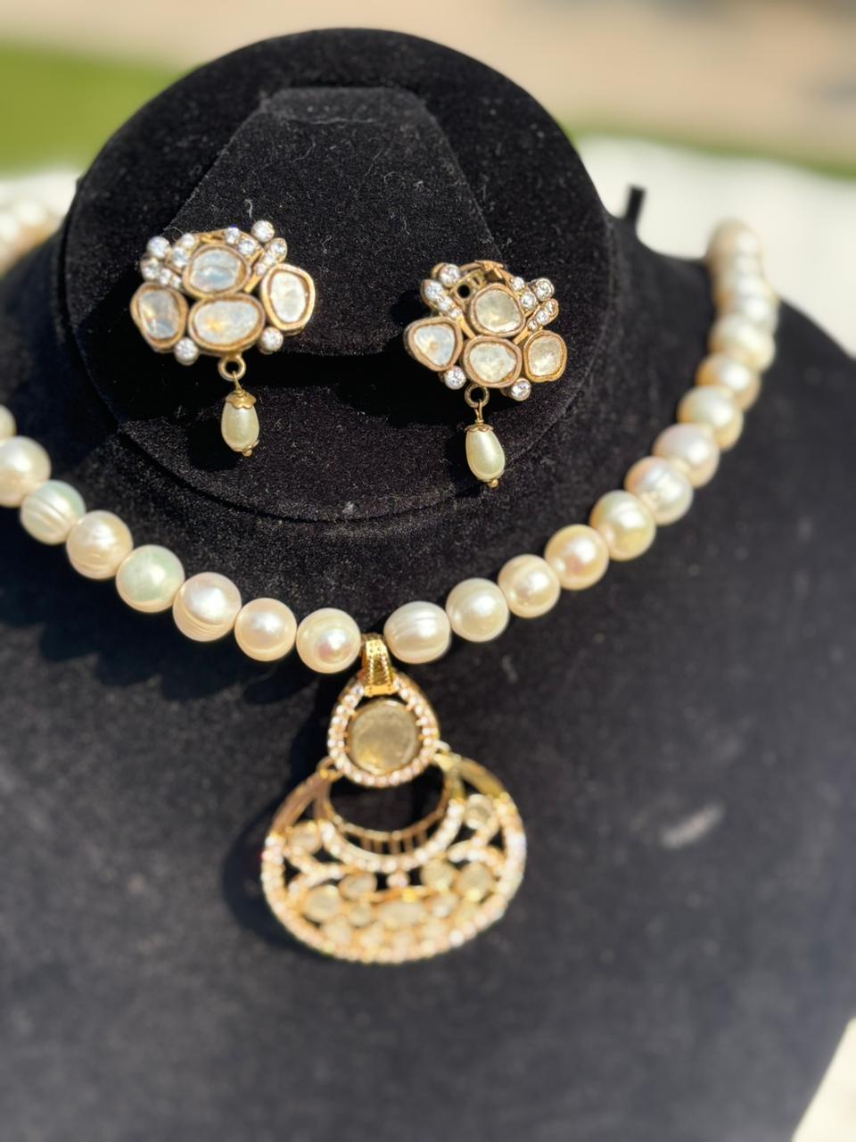 Silver sterling gold plated with original diamond polki and real pearl