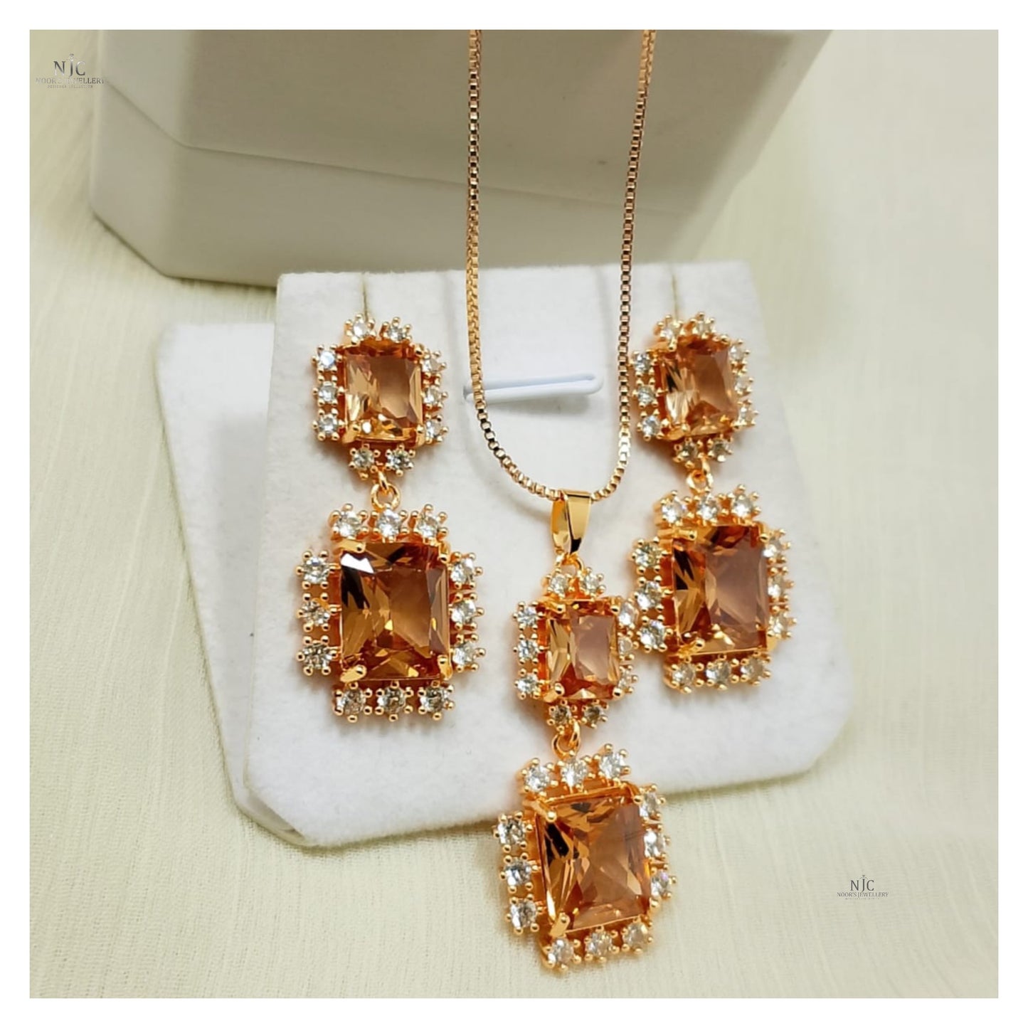 Pendant kit set