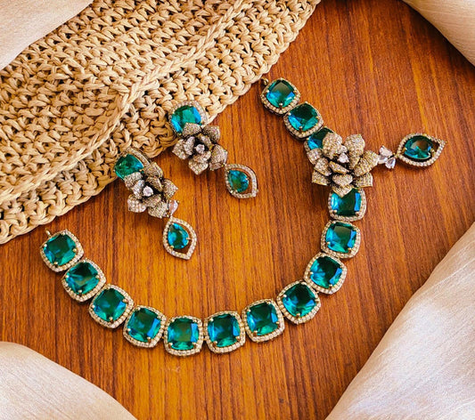 AD necklace set antique polish