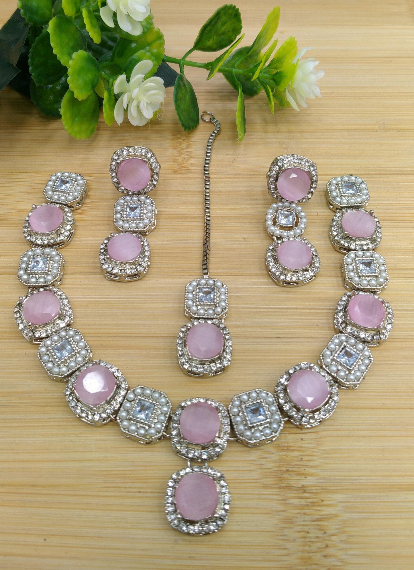 American diamond style necklace set