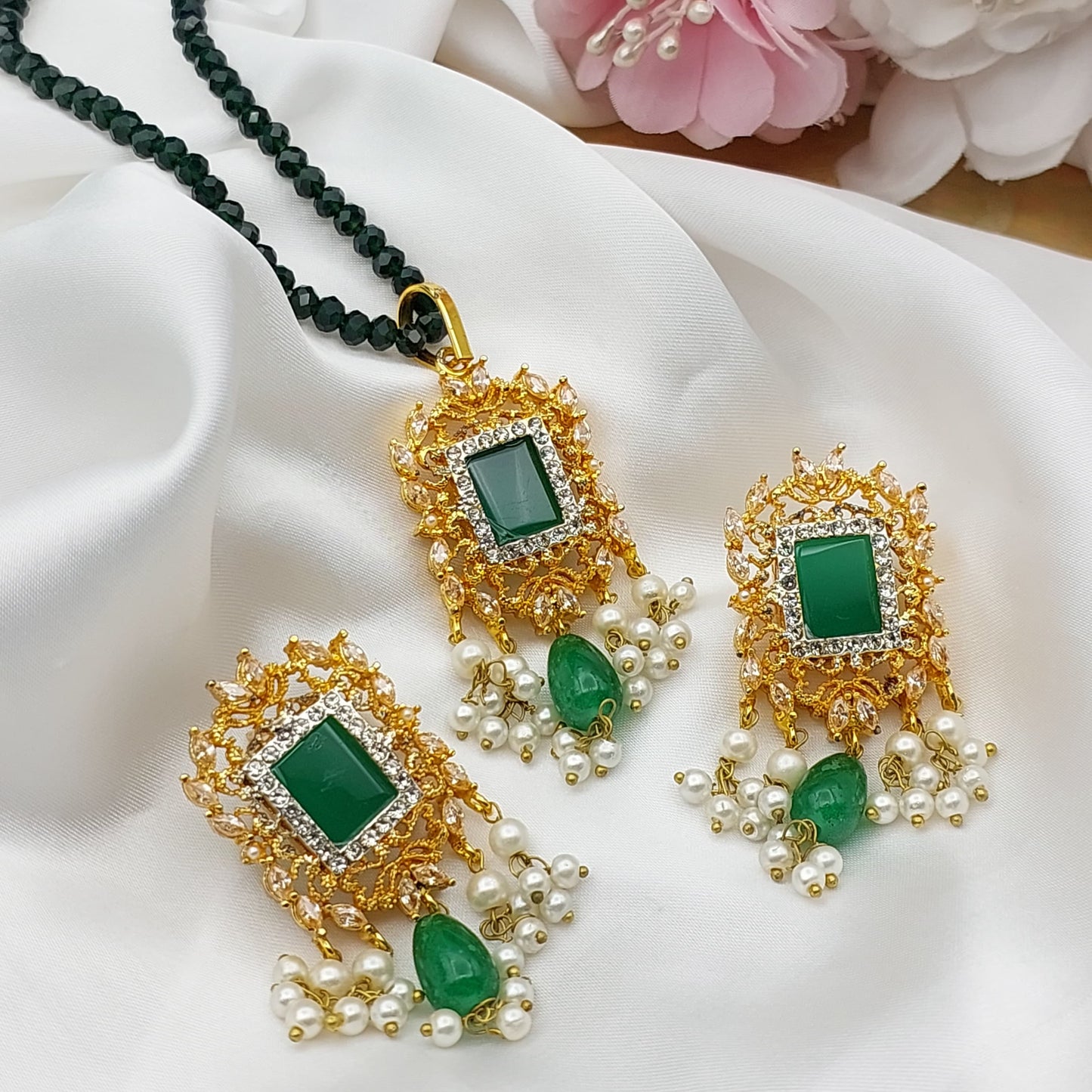 Zircon pendant/kit sets