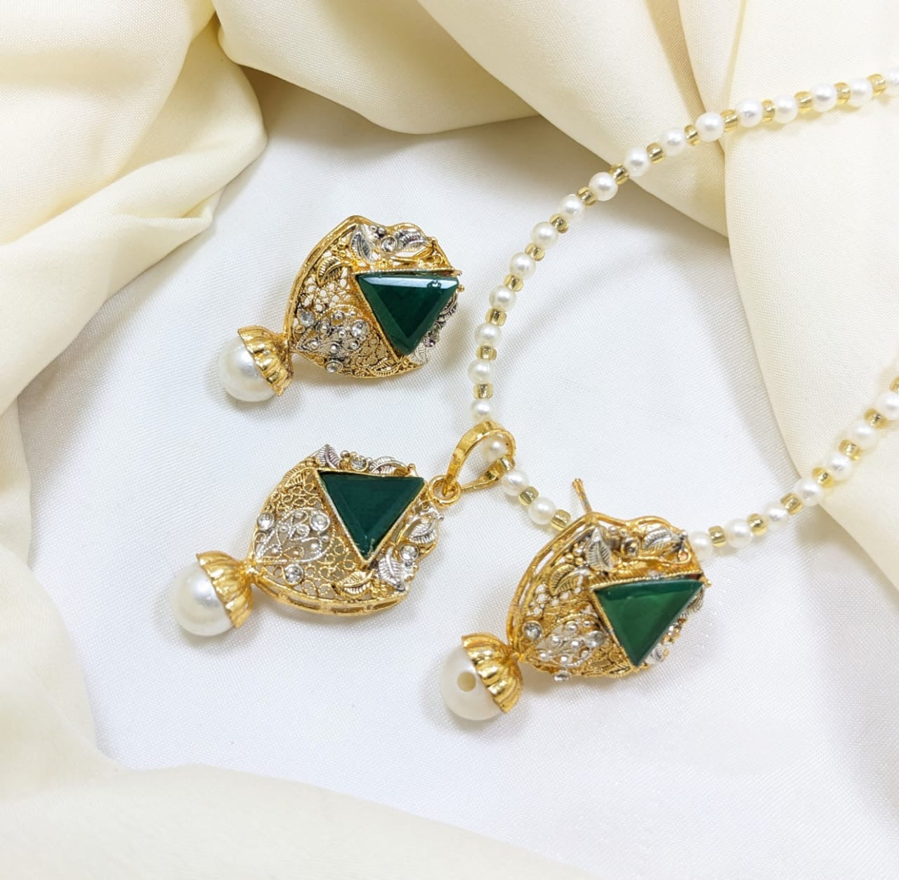 *Kit Set/Pendant Set*