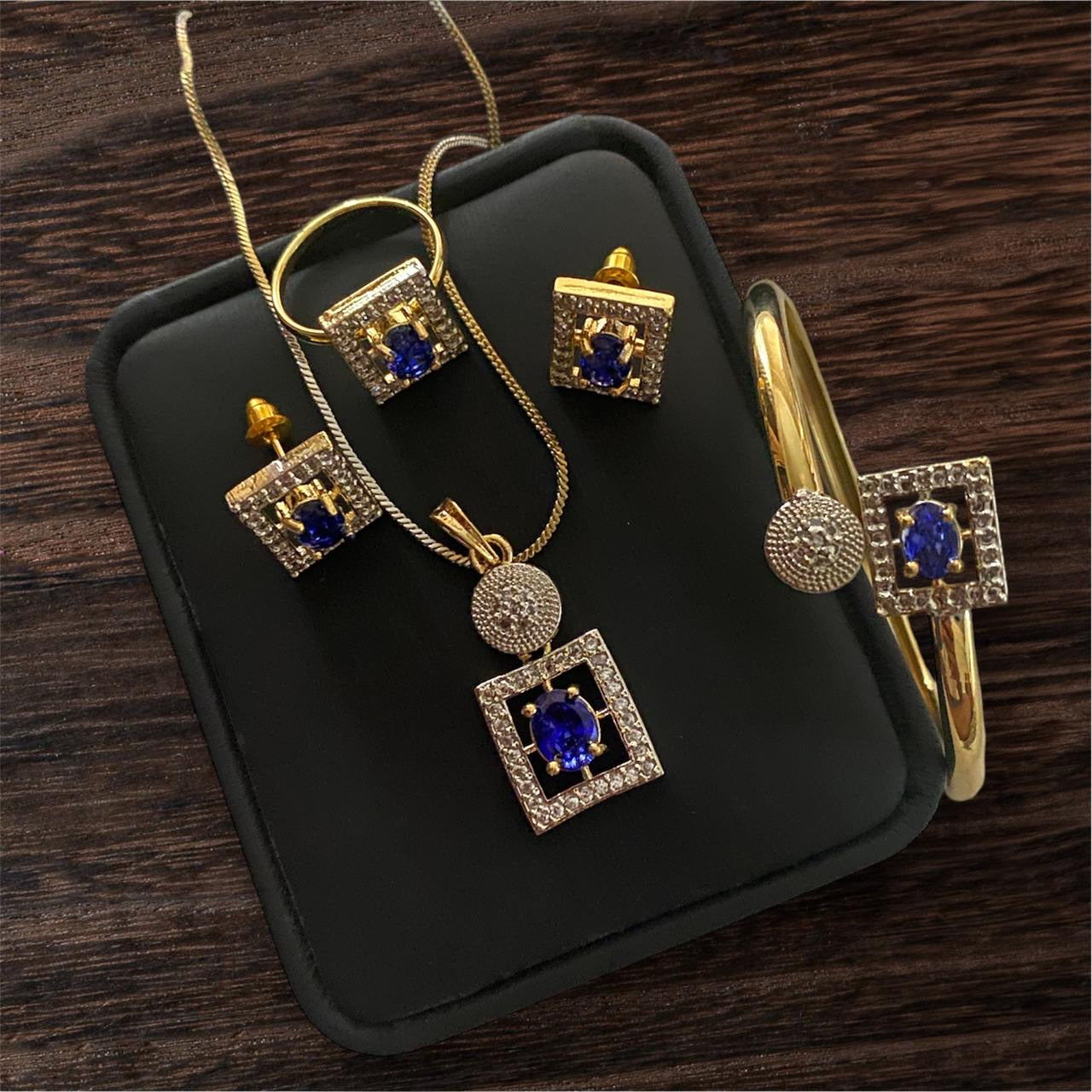 Kit pendant set