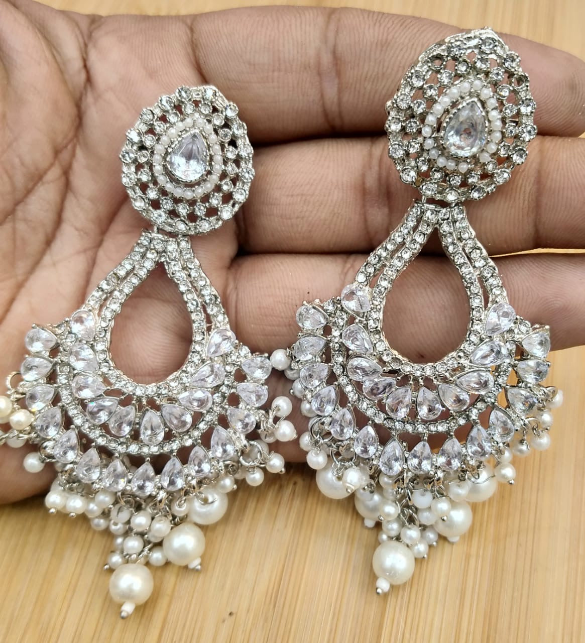 Long size Drop Earrings
Attractive design