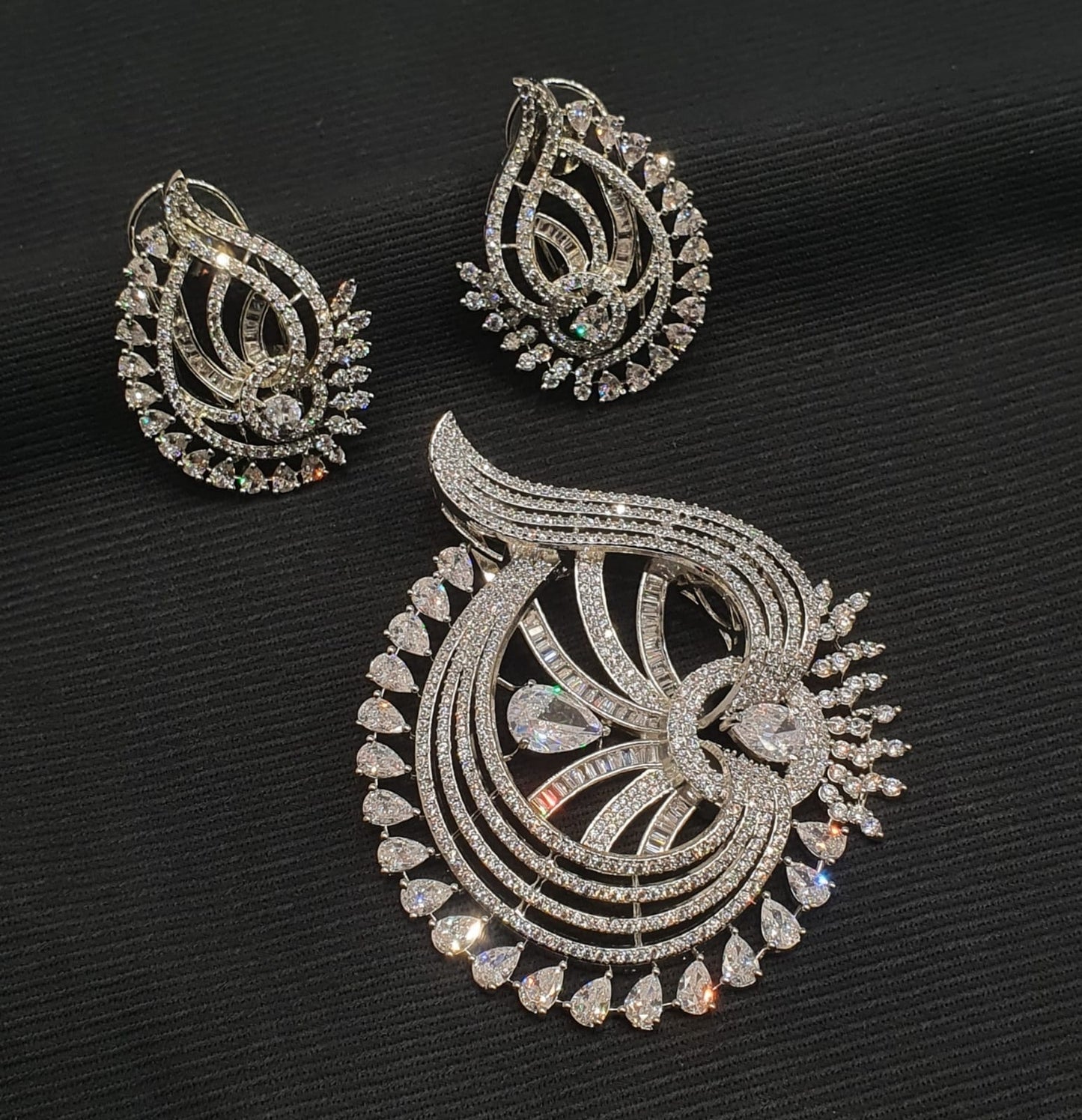 Pendant zircon and tops sets