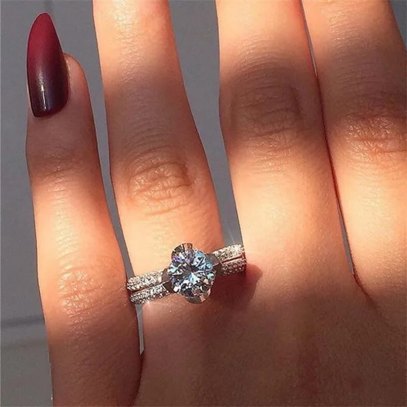 *Wedding Band Silver sterling Round White Clear zirconia*