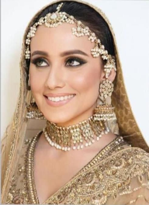 Farahiii Kundan set