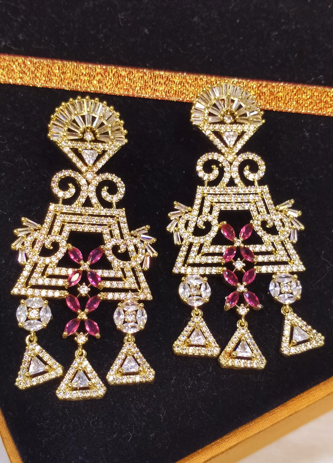Zircon danglers earrings