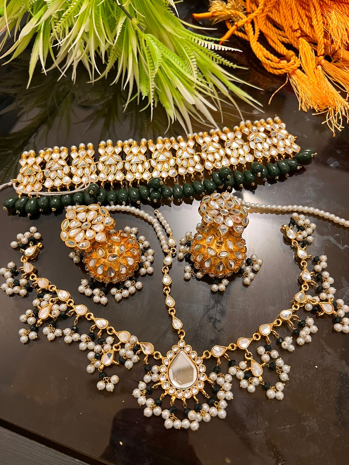 Farahiii Kundan set