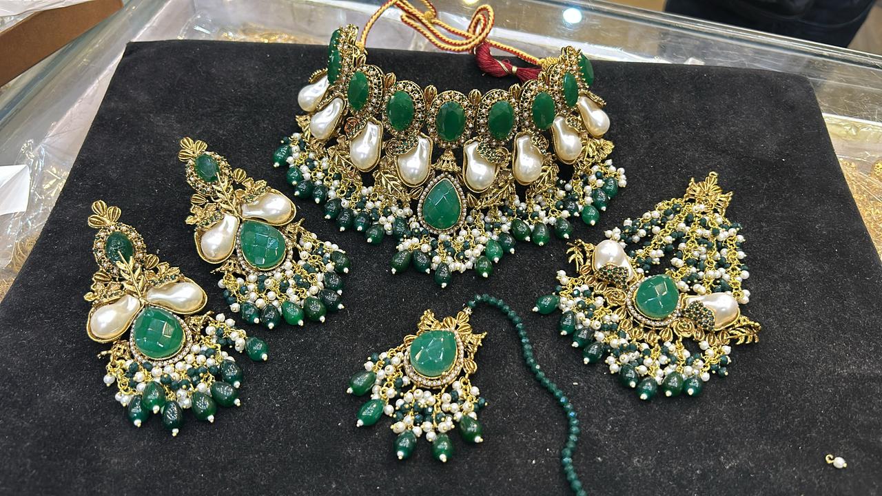 Bridal Collor set