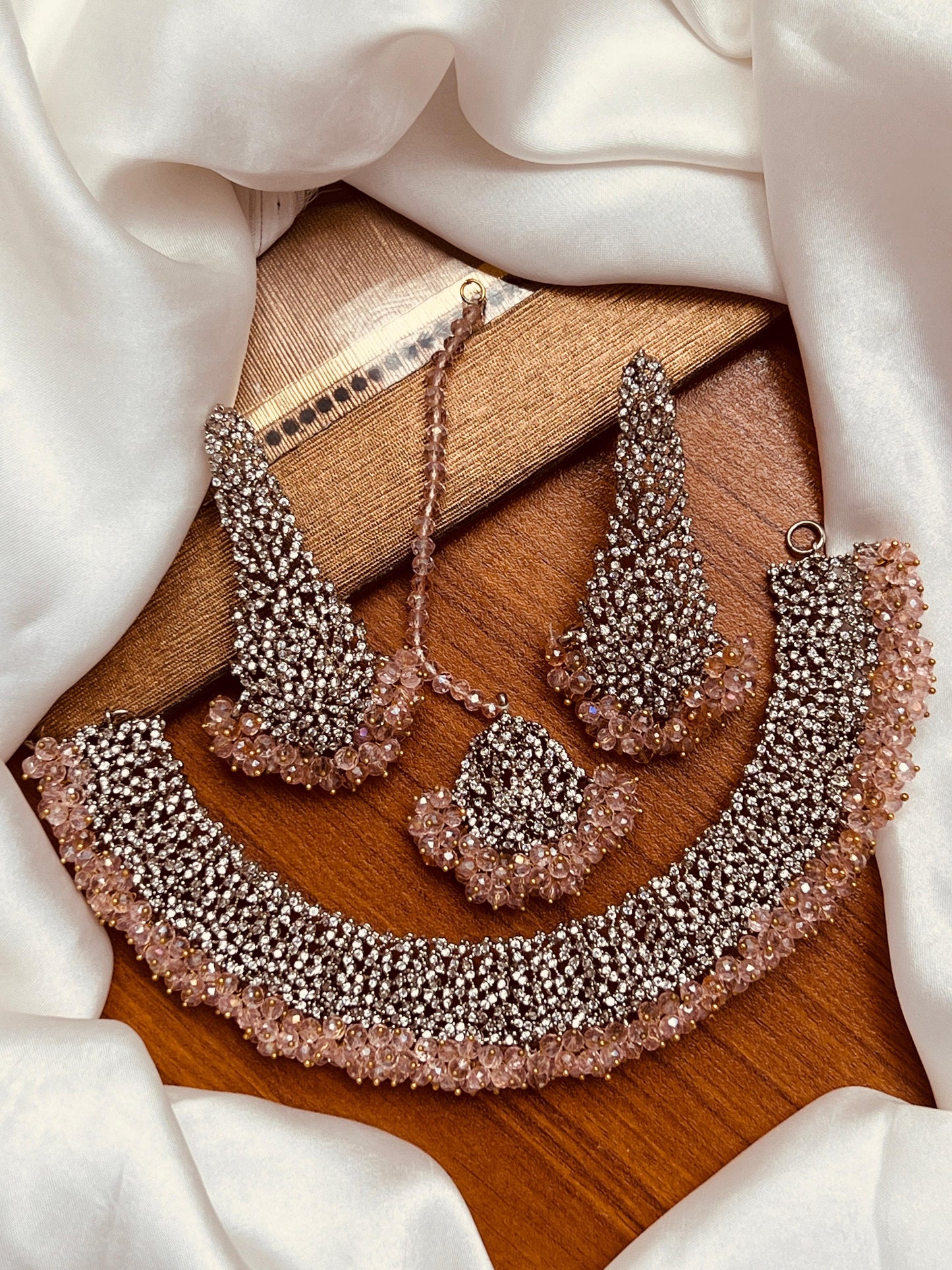 *Elegant partywear set necklace set*