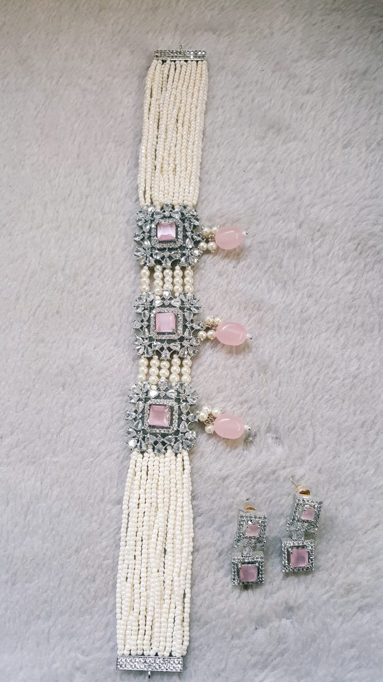 Chokers sets