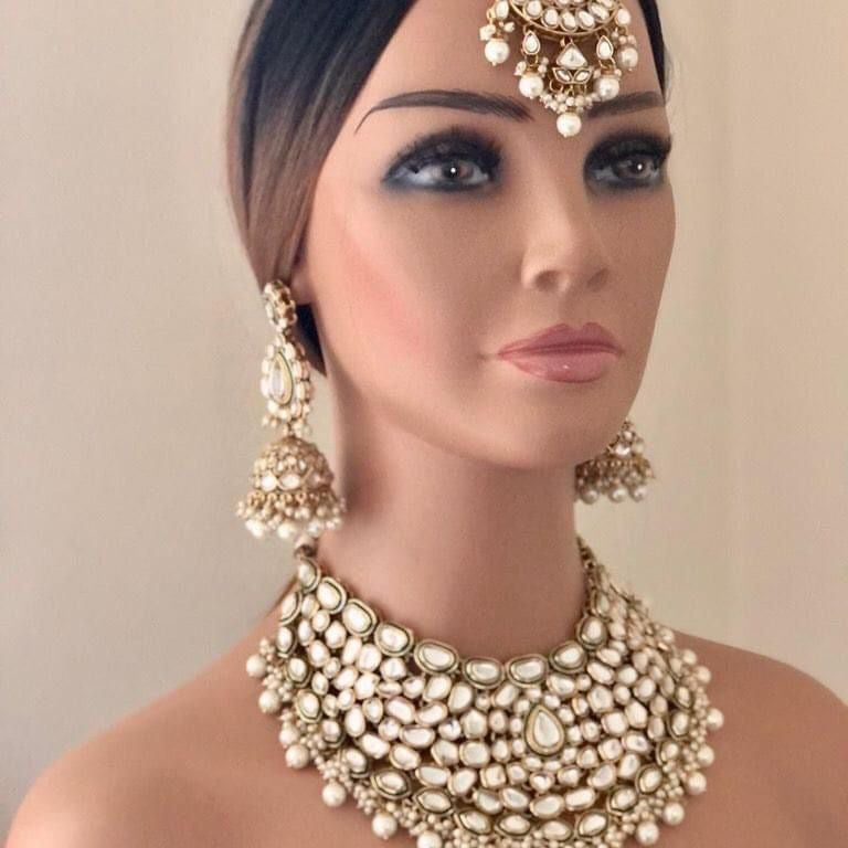 Dabbi Kundan Necklace sets Centre work Meena kaariđź’•