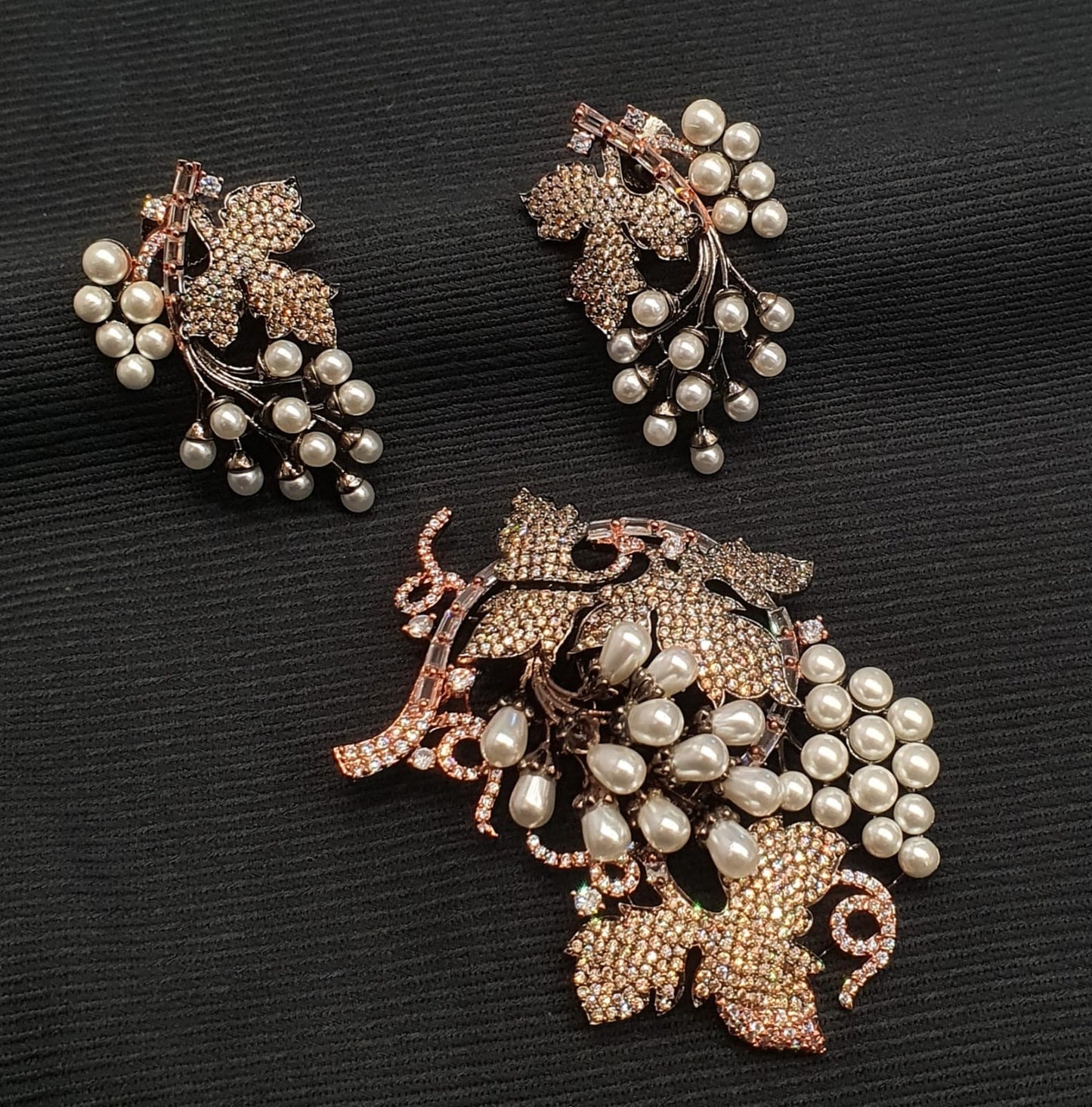 Pendant zircon and tops sets