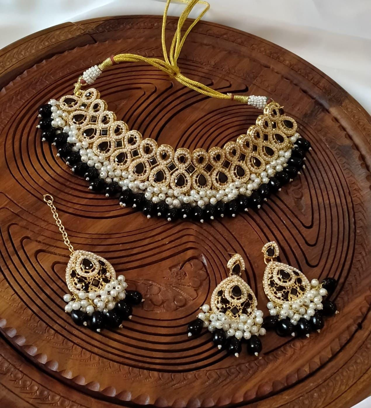 Black & Golden set