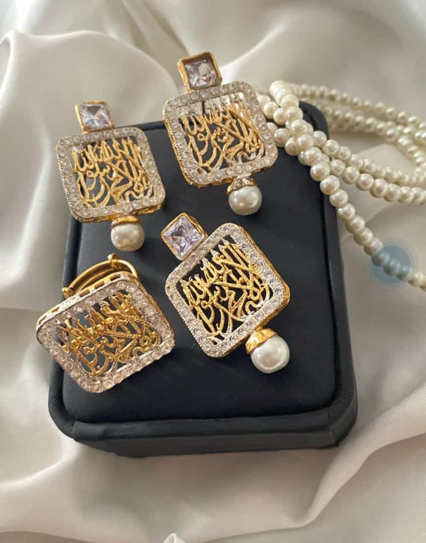 *๐๐ก๐๐๐๐ฃ๐ฉ, ๐๐๐ก๐ข๐ ๐ ๐๐๐ฎ๐ฎ๐๐๐ Pendant Sets*