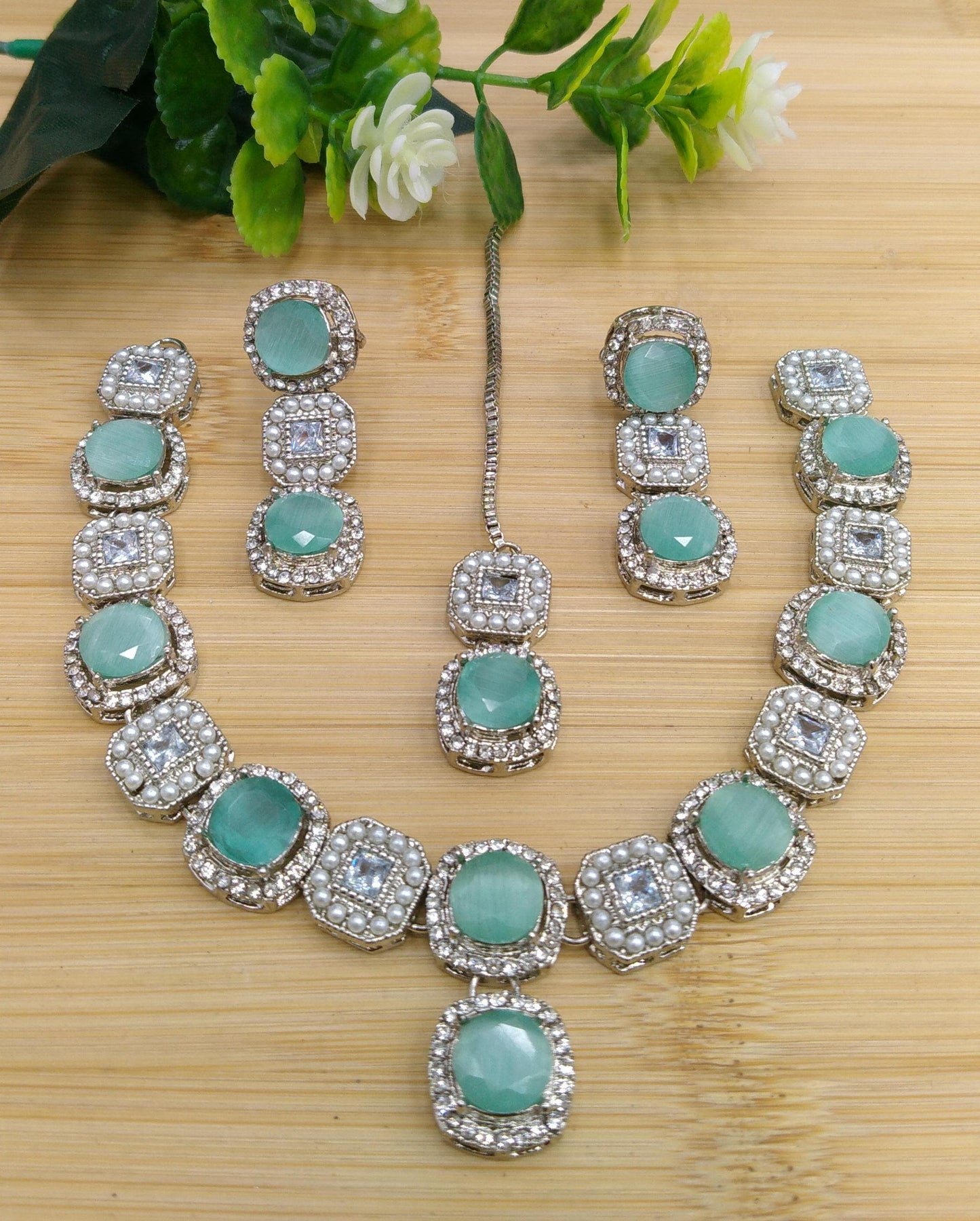 American diamond style necklace set