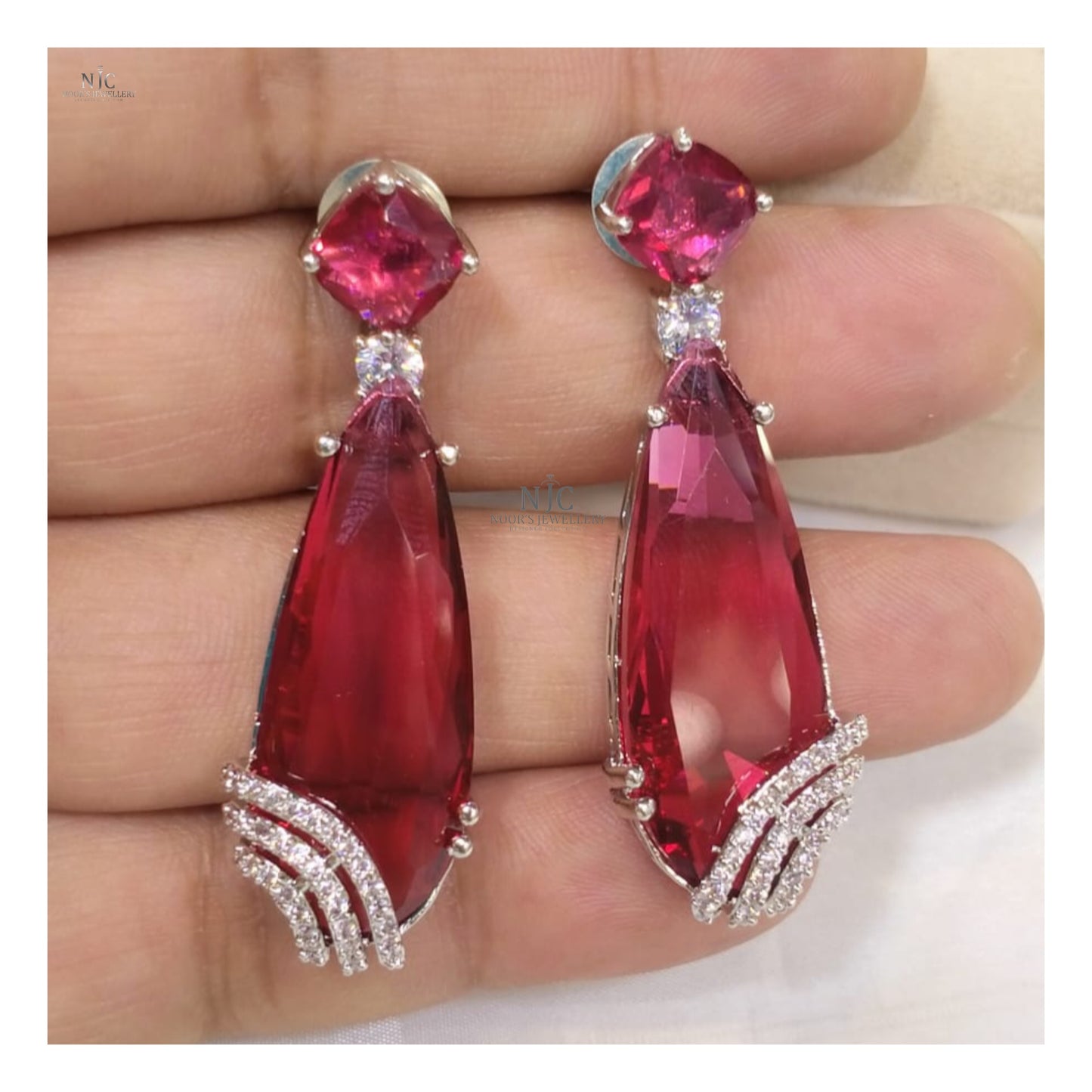 Zircon danglers