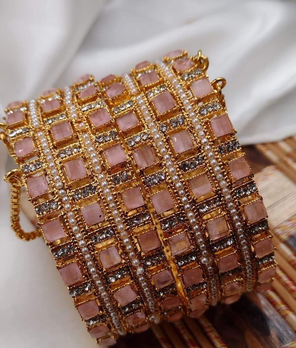 Square stones openable bangles