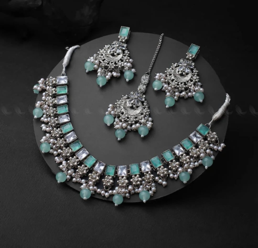 *Zircon Necklaces Set with Bindiya*