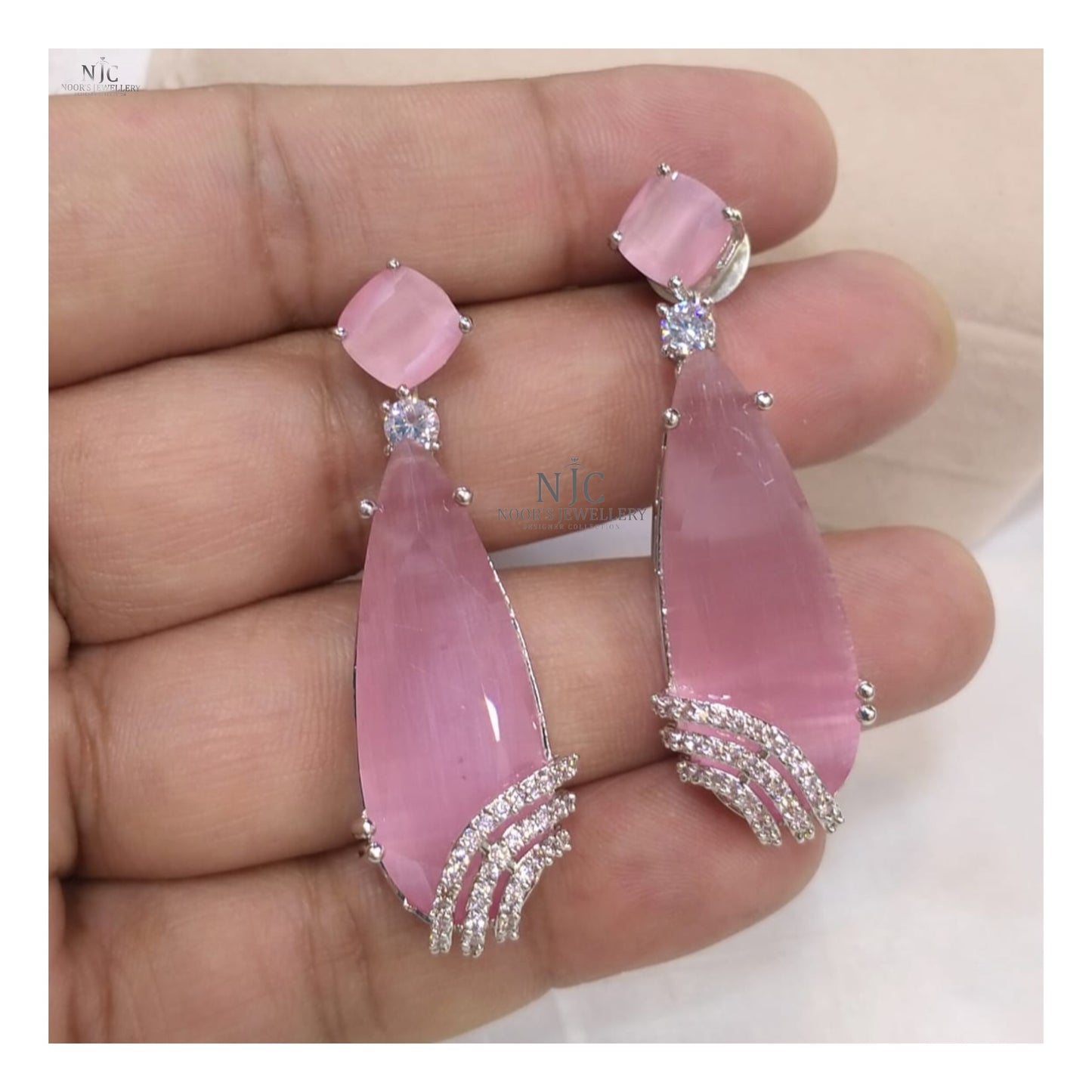 Zircon danglers