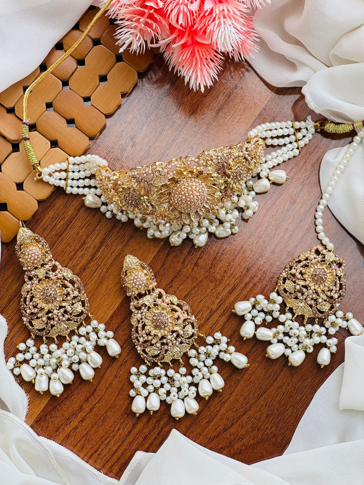 Designer choker sets