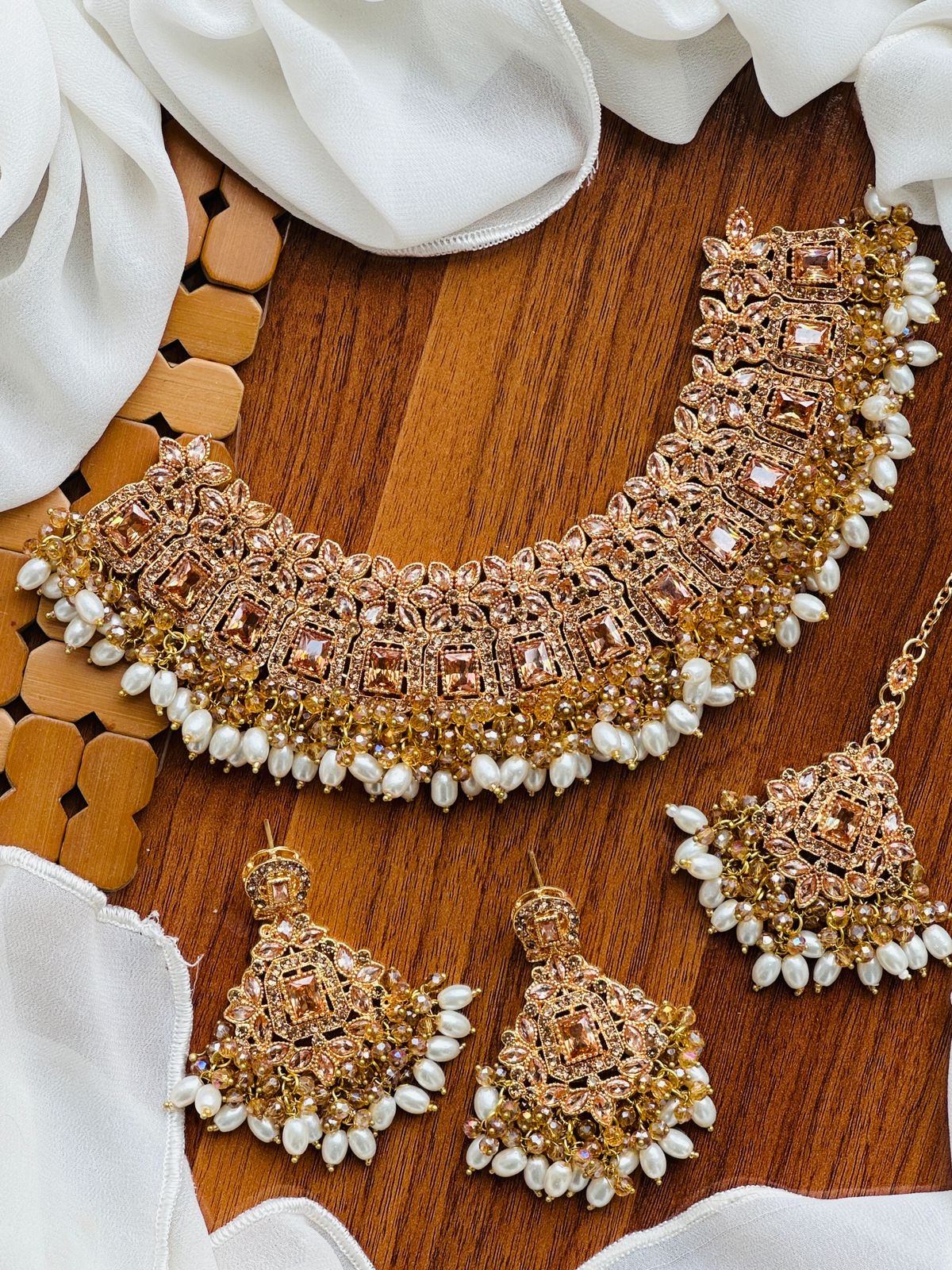 Zircon necklace set