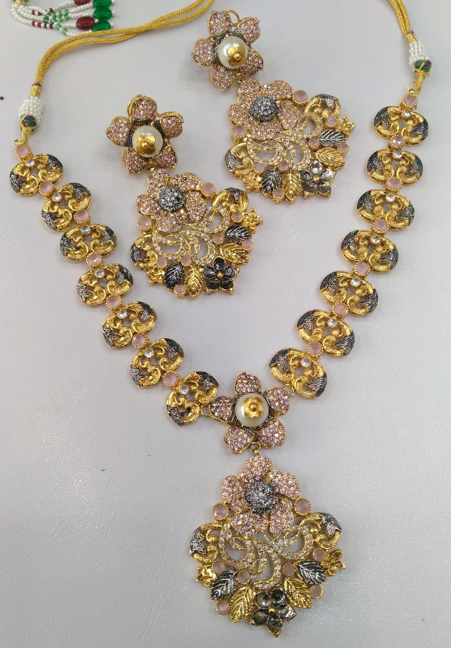 Modern necklace set 2