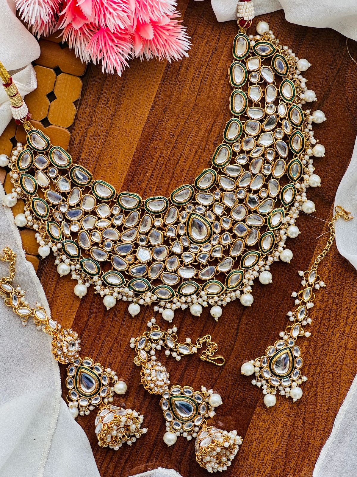 Dabbi Kundan Necklace sets Centre work Meena kaariđź’•