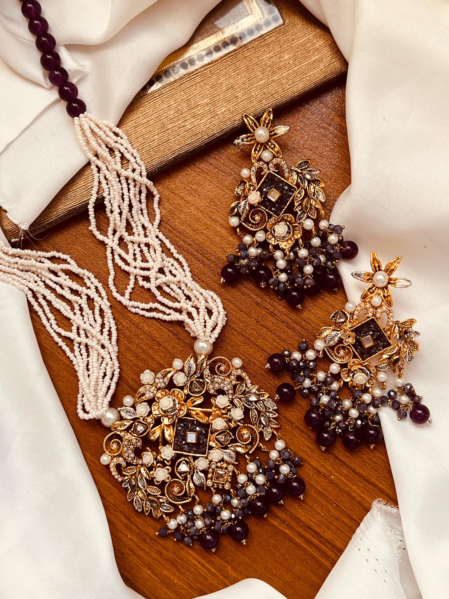 beautiful Elegant crush mala Earing
fine quality