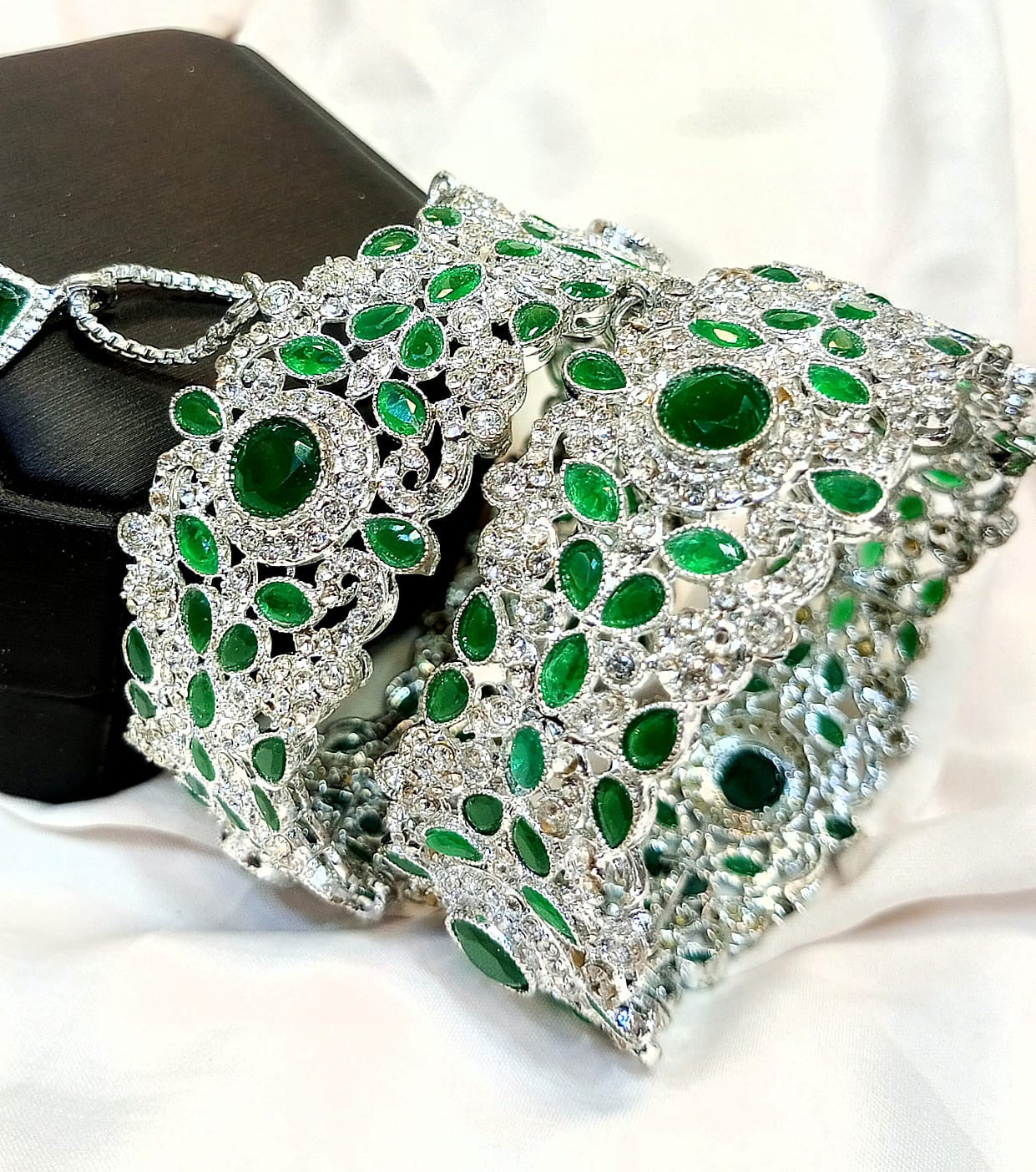 *Silver Plated Kara’s/Bracelets*