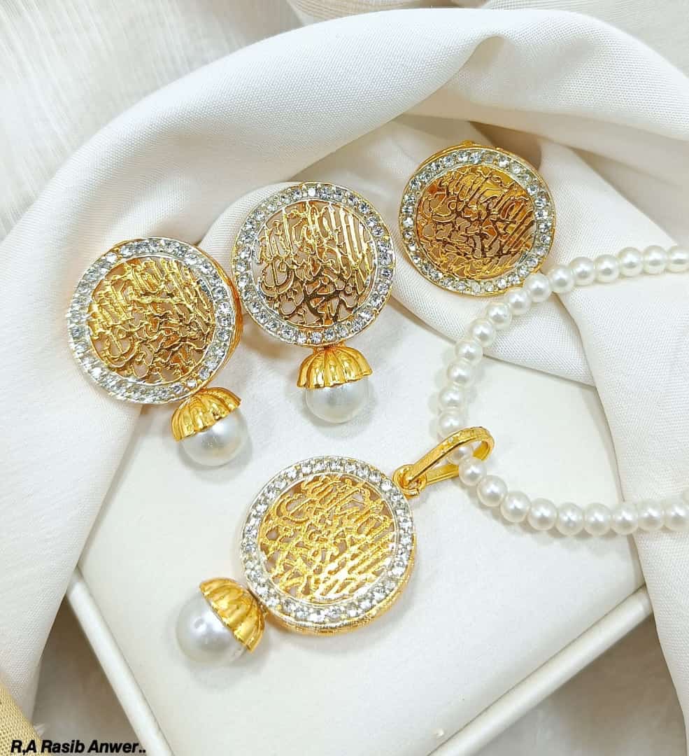 *๐๐ก๐๐๐๐ฃ๐ฉ, ๐๐๐ก๐ข๐ ๐ ๐๐๐ฎ๐ฎ๐๐๐ Pendant Sets*