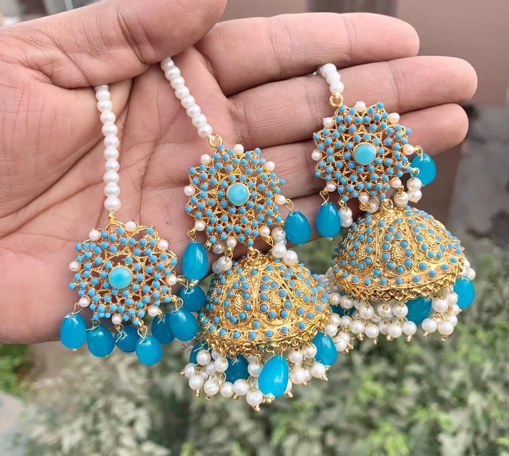 *Jhumkas Tikka Set*