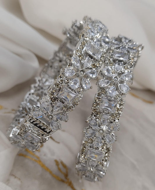 Fancy openable Kara’s