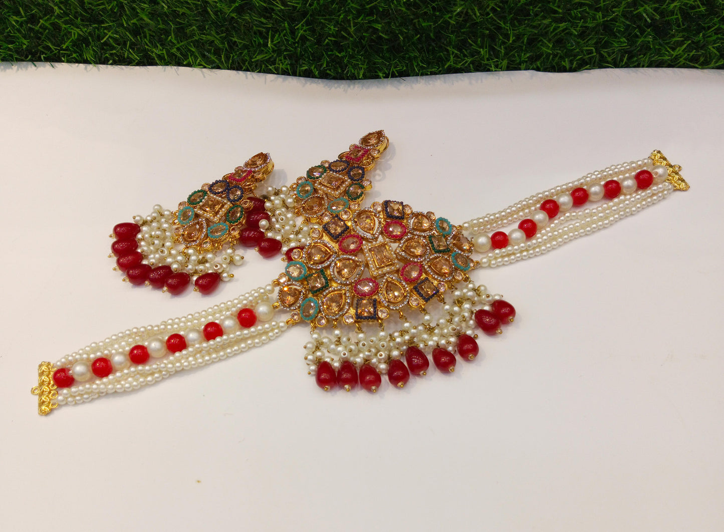Nauratan Choker Set
