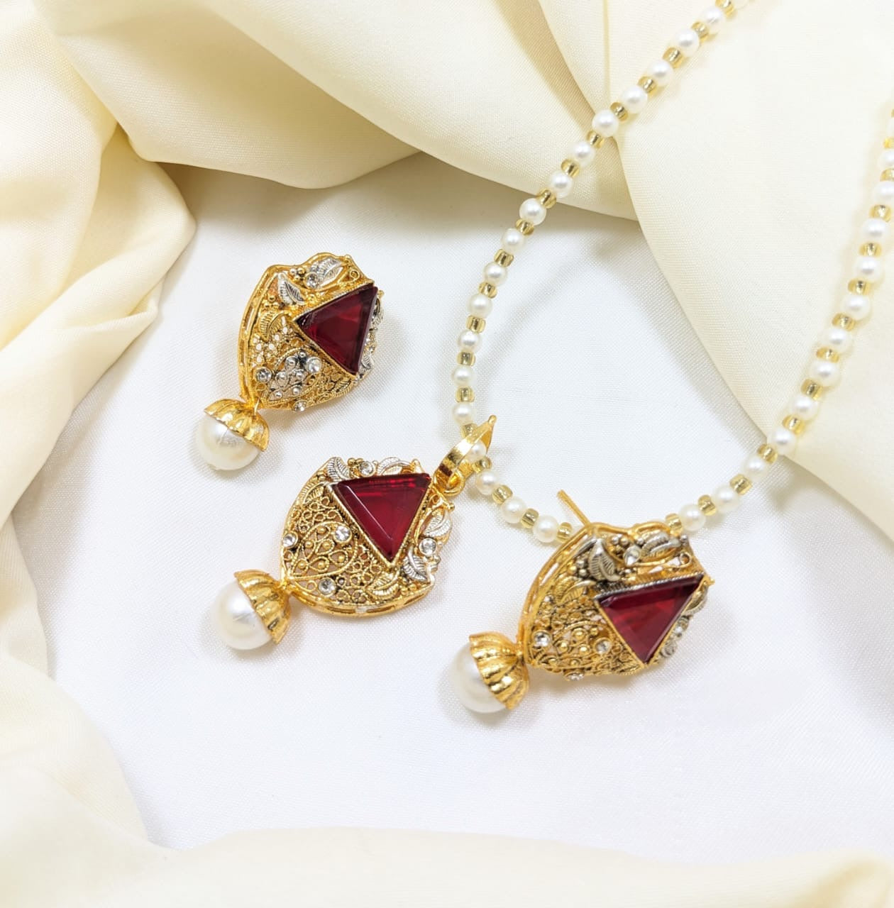 *Kit Set/Pendant Set*