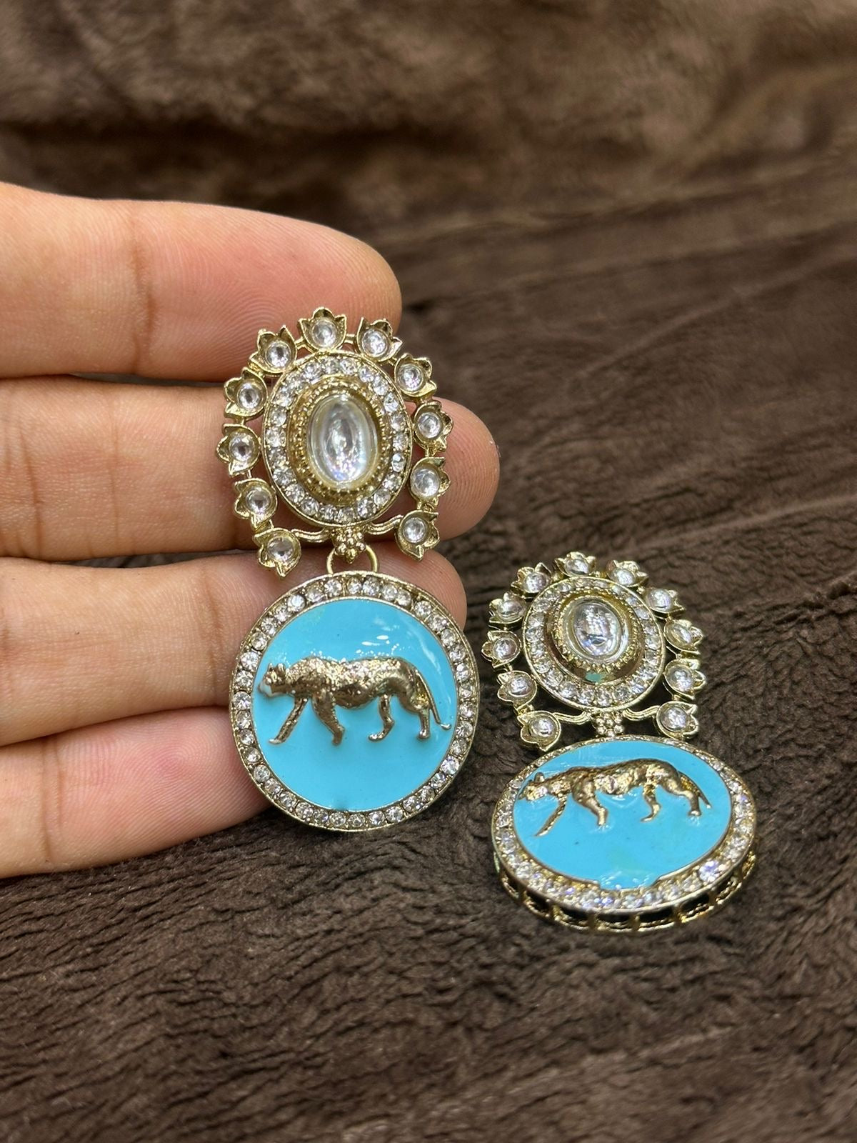 *Stylish Earrings*