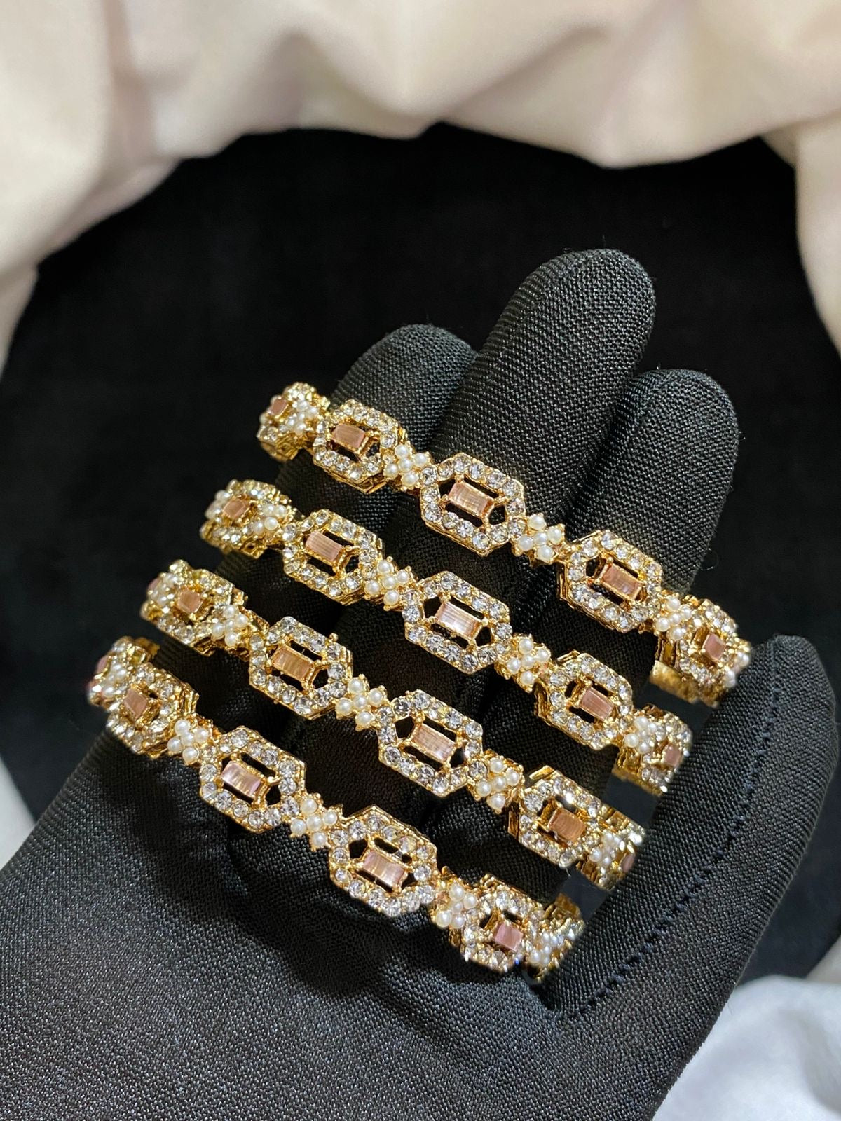 Zarcon 4 PCs bangle set